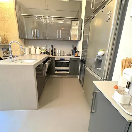 Le Loft Villehardouin Apartmán *