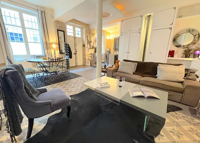 Le Loft Villehardouin Apartamento *