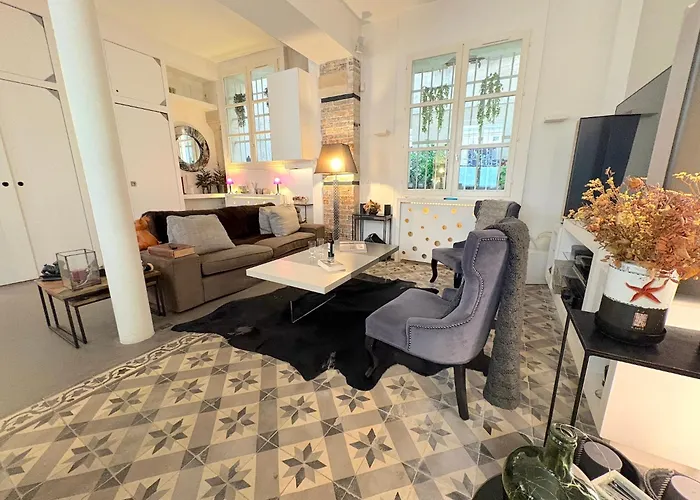 Le Loft Villehardouin Lägenhet Paris